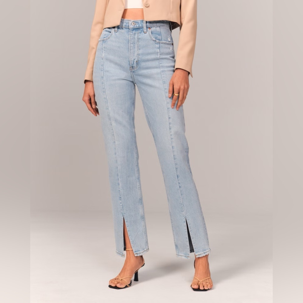 Ultra High Rise 90s Straight Jean